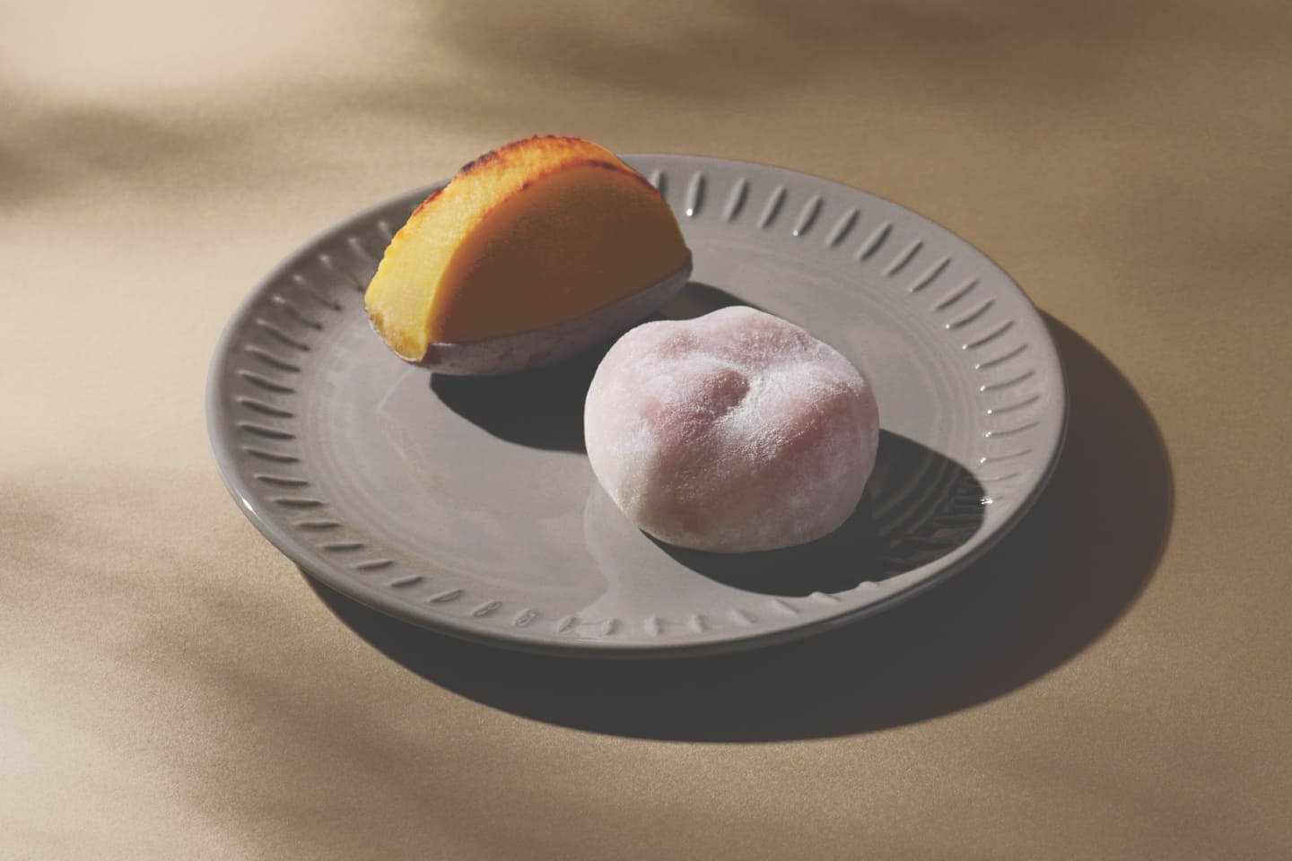 名物のごろごろ苺大福とまるまるスイートポテト